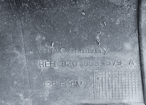 Audi A2 nakładka na próg prawy lewy tył prawa 5