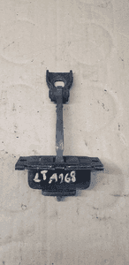 Ogranicznik drzwi lewy tył Mercedes W168 1