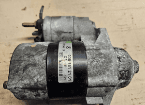 Mercedes W169 A 1.5 8V rozrusznik 0051512101 1