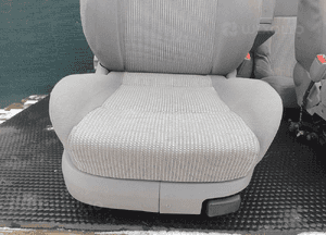 Fotele Fotel Kanapa Welur Jasne Siwe Podlokietnik VW Golf IV 4 3 drzwi komplet 22