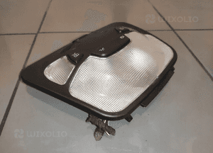 Mercedes clk W209 lampka oświetlenie wewnętrzne kabiny ładny stan 3