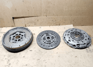 Sprzęgło dwumas koło  tarcza docisk LUK Ford Transit MK7 2.2 TDCI 1