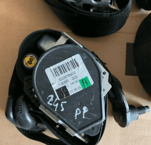 mercedes b 245 a 169  pas bezpieczeństwa pasy przód przednie lewy prawy 2