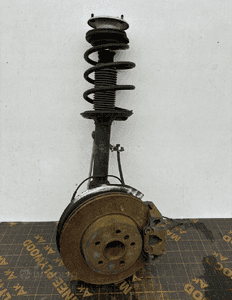 BMW X3 E83 Zwrotnica przód Lewa - 16304 1