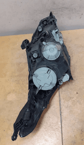LAMPA PRZÓD PRZEDNIA LEWA TOYOTA AVENSIS T27 08-11 2