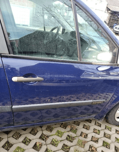 Renault Scenic II drzwi przod prawe  DV460 3