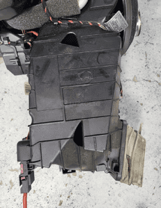 OBUDOWA NAGRZEWNICY PIEC BMW F10 F11 lift LCI EU 3