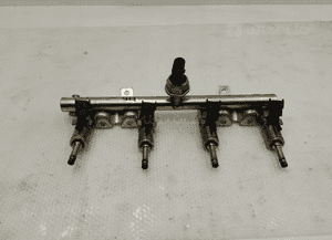 BMW F20 F30 LISTWA WTRYSKOWA WTRYSKI 7592426 1