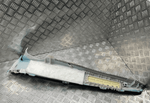 Mercedes W221 poszycie osłona słupka prawy tył A2216905425 3
