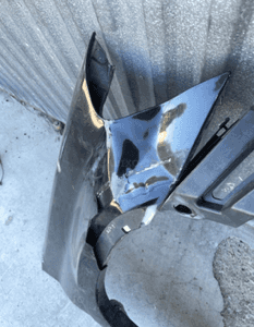 MERCEDES GL  X164 błotnik przod przedni  prawy AMG poszerzenia  c197 uszkodzony 2