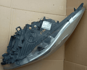 Volvo C30 lampa przod przednia prawa lub lewa 11