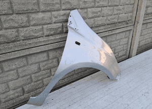 Nissan note 2006 - 2012 błotnik przedni prawy 3