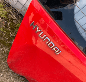 Hyundai  i10  szyba tylna klapy zamek mechanizm wycieraczki osłona odblask zderzaka 2
