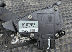 Potencjometr 8E1721523 B Pedał Gazu Przyspieszenia Czujnik EU Audi A4 B6 B7 Diesel 14