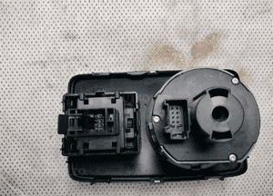 WŁĄCZNIK ŚWIATEŁ SKODA YETI LIFT/ SKODA SUPERB II/ OCTAVIA II 3T0941431B 3