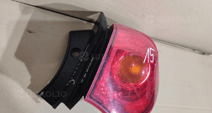 Lampa prawa tył tylna alfa romeo giulietta w błotnik 2