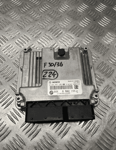BMW F30 F36 KOMPUTER STEROWNIK SILNIKA 8582155 9