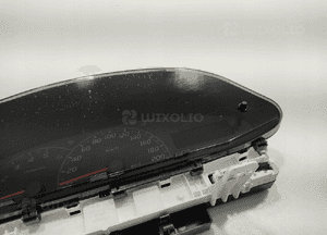 Licznik toyota yaris ii 1.4 D4D 83800-0DG40 europa 2009-2012 lift 3