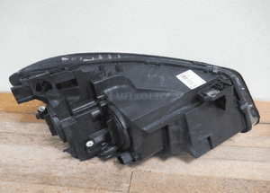Lampa przednia przód lewa mercedes cla W117 2013- 11