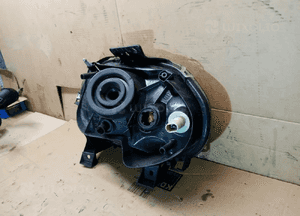 Lampa prawy przód przednia prawa Renault Clio II 6