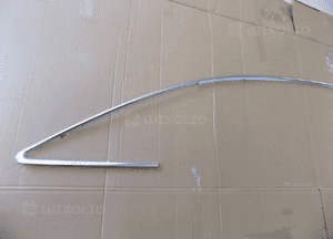Audi A6 C7 sedan listwa dachowa chrom prawa 4G5853704F 2
