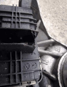 Bmw 2.0 d turbosprężarka 8512464 4