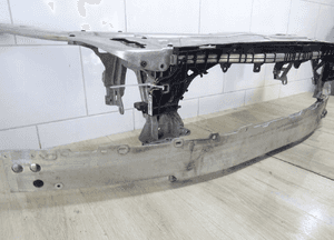 BELKA  PAS ZDERZAKA w205 A2056202034 mercedes 5