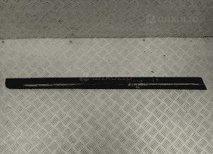 Listwa audi A4 B6 s-line lewy przód 8E0853959C radom 1