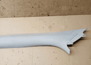 Osłona poszycie słupka lewy przód Renault Clio III 8200293766 2