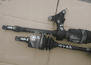 Mazda 323 323f 98-03 1.5 1.6 Półośka półoś Prawa 2