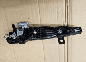 Mazda 6 GH  klamka drzwi przód przednia lewa    08-12 2