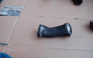 Rura wąz intercoolera audi A6 C6 4F0145944F
