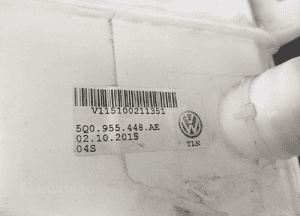 ZBIORNICZEK SPRYSKIWACZY VW GOLF VII 7 3