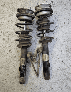 MCPERSON AMORTYZATOR SPRĘŻYNA przód lewy prawy BMW 2,0 benzyna 118i E87 1