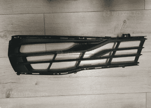 Kratka zderzaka BMW G32 7415588 R 1