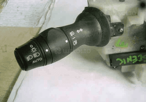 Renault Scenic III przelacznik swiatel wycieraczek 3