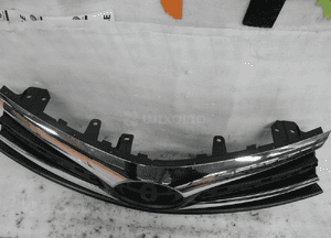 Toyota corolla E16 lift atrapa grill 5