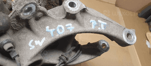 Zwrotnica prawy tył tylna prawa Peugeot 407 SW 7