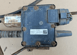 Opel Astra J 4 IV mechanizm hamulca ręcznego 2