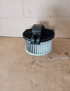 Wentylator silnik dmuchawy nagrzewnicy Mazda 6 72700-0361 1