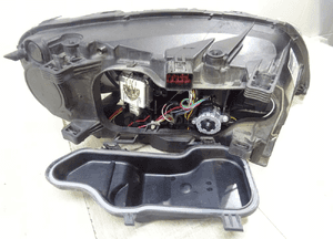 Volvo XC70 V70 S80 bi-xenon skrętny lift lampa lewy przód 31420013 llu 6