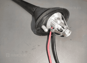 Jeep compass i lift 2.2 crd antena dachowa radiowa radio wzmacniacz 5