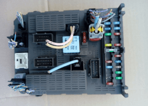 Peugeot 807 Citroen C8 modul sterownik BSI 1
