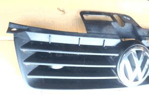 VW Polo 9N grill 6Q0853651 3