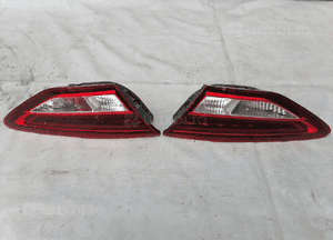 Lampa lewa prawa tył Seat Leon III 5F0945307D 1