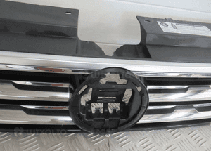 Grill gril atrapa vw tiguan ii 2 5NA853653B 2015-2020 12