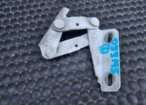 Zawias Zawiasy Maski 9017500351 9017500451 Ogranicznik Drzwi Tyl Mercedes Sprinter 901 903 95-06r VW LT 4