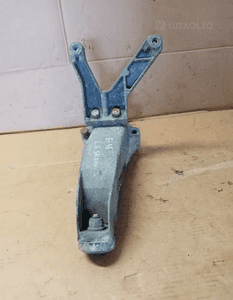Łapa mocowanie wspornik kolektora ssącego BMW E46 1.9B 1743662 4
