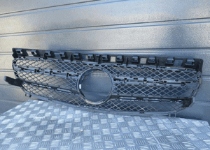 Grill gril atrapa mercedes a-klasa W176 2012- 9