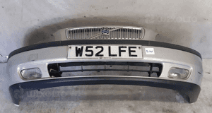 Zderzak przód przedni do volvo V70 srebrny halogeny 1